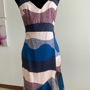 Color block a symmetrical dress